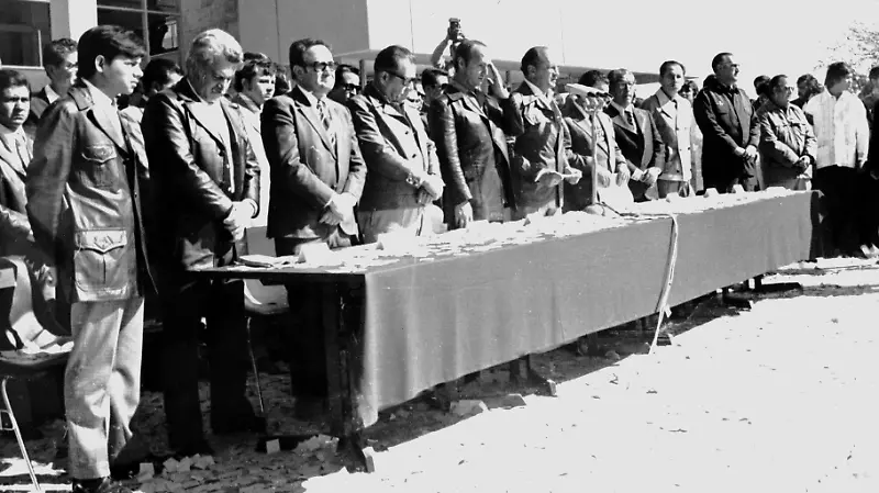 Presidium durante la inauguración del Centro Universitario en el Cerro de las Campanas